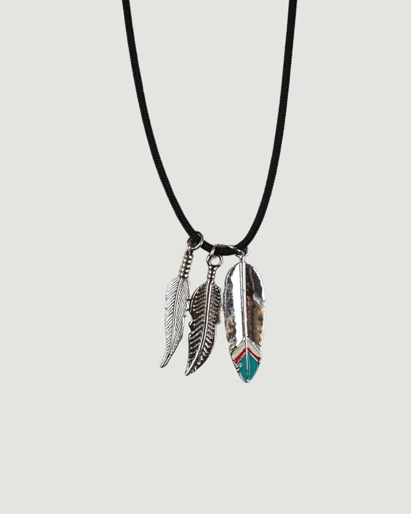 TRIPLE WING NECKLACE